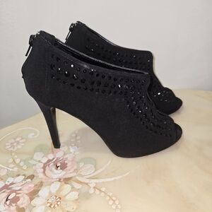 Caparros Women's Black Embellished Peep  Toe Heels Shoes Size 8.5 Black Suede